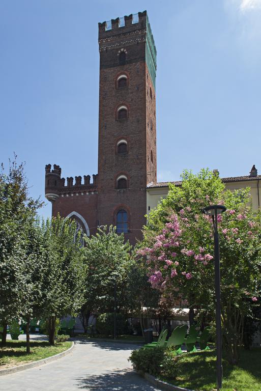 Castello Medici Del Vascello Lägenhet Asti Exteriör bild